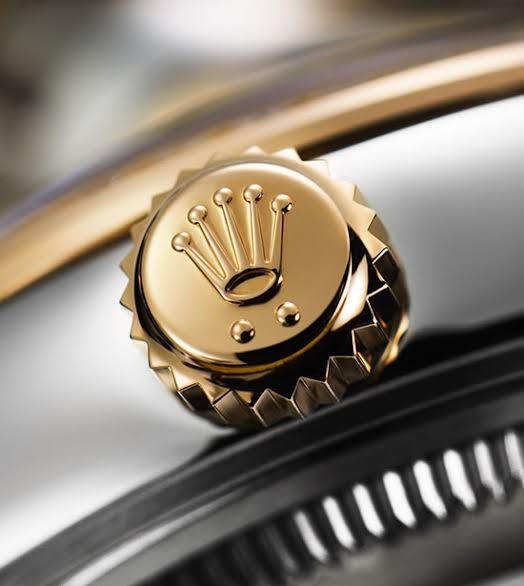 WHAT MAKES ROLEX WATCHES SO DESIRABLE?