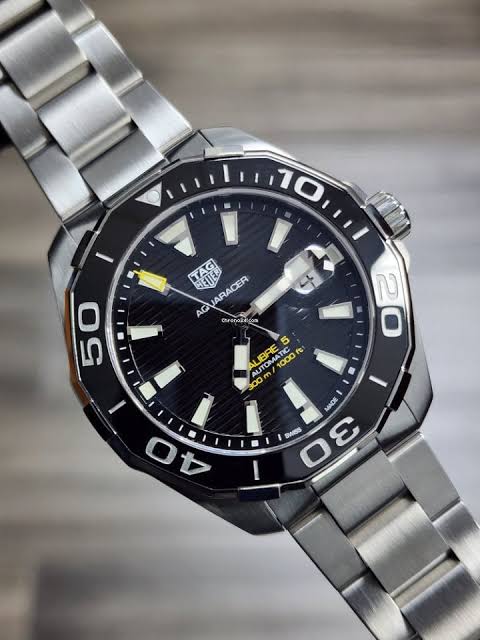 TAG Heuer’s  Aquaracer Calibre 5